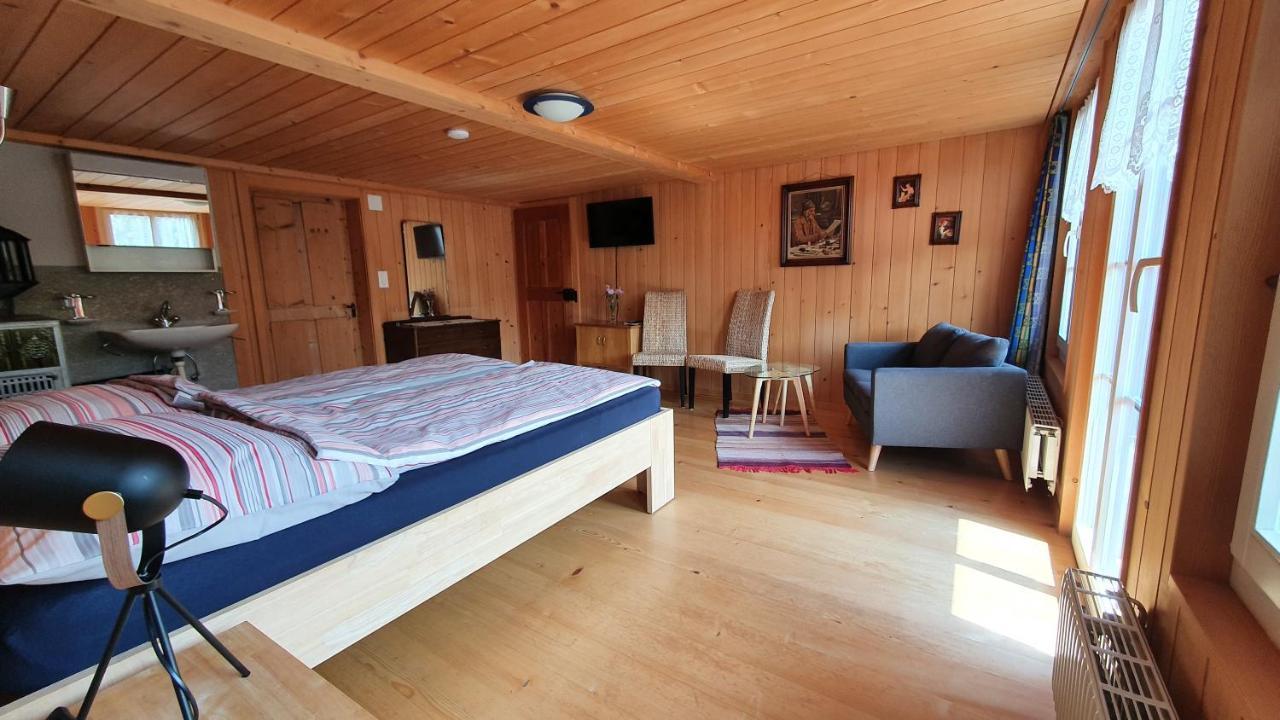 Adlerhorst - Apartment Im Niedersimmental Oey Esterno foto